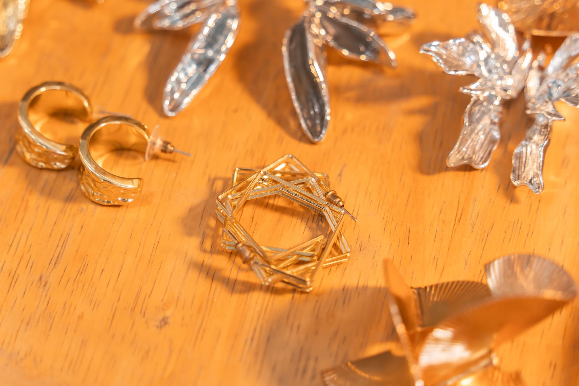 The Demi-Fine Jewellery Boom: Why British Women Are Spending Between £50 and £500 on Pieces That Outlast Fast Fashion